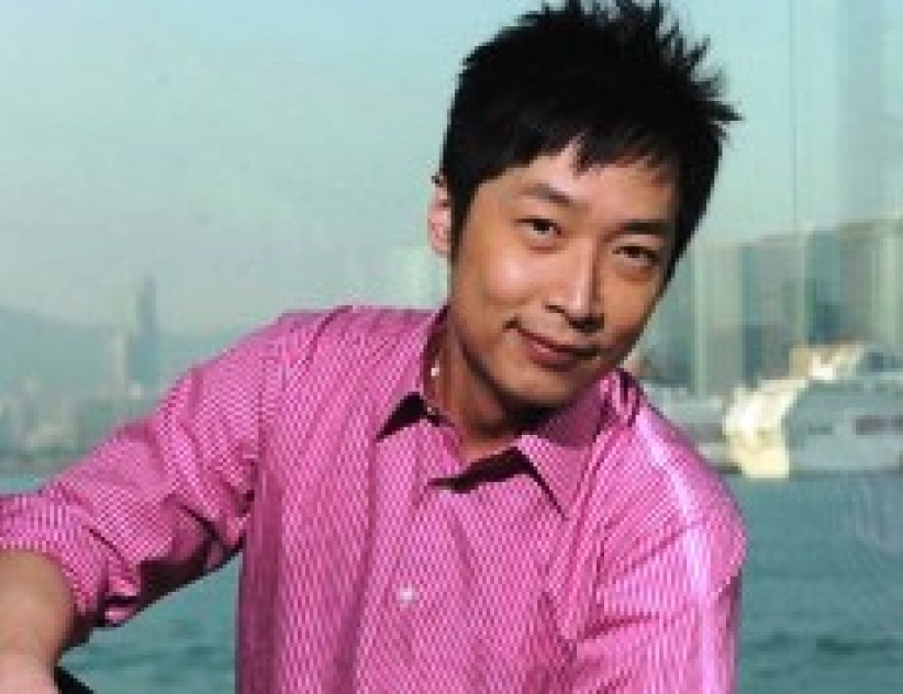 马浚伟见证信主后尝到平安的滋味
