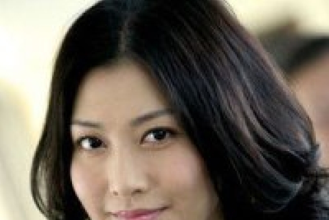 藝人李彩樺本月11日接受洗禮