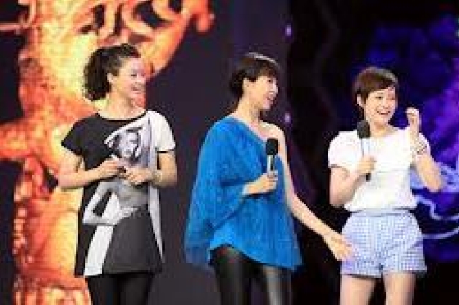 蔡少芬湖南衛視上唱《雲上太陽》