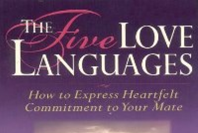 《愛的五種語言》作者：性不是來自荷里活