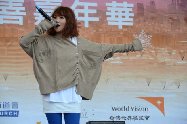 台新北市慈善會藝人載歌呼籲 400多名兒童得助養