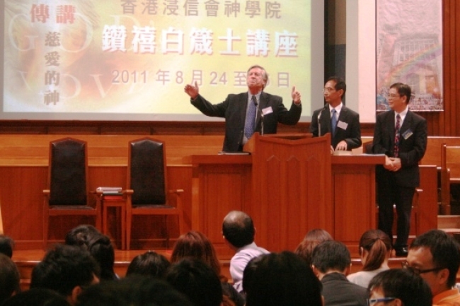 朗基教授：為什麼上帝不幹掉苦難！﹖