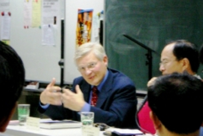 西敏神學院校長應邀分享「加爾文五百年之影響」