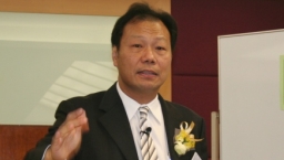 梁家麟院長與預備獻身者分享「神的旨意」和「信心之路」