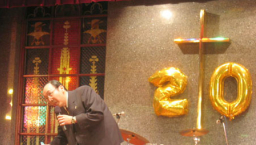 台灣「愛的傳遞」喜樂合唱團感恩二十載