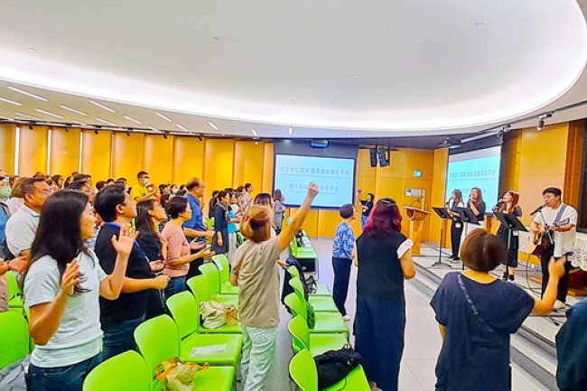 SOZO香港特會：百間教會近200人進入醫治釋放時刻！