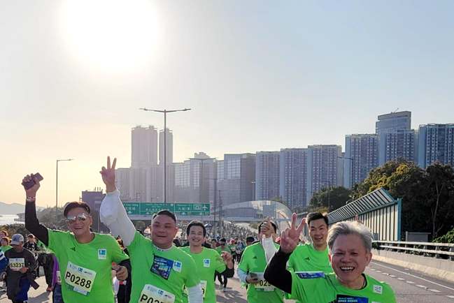 肺癌康復首次跑畢十公里全馬 鄭振華牧師:「堅持到底必有成果!」