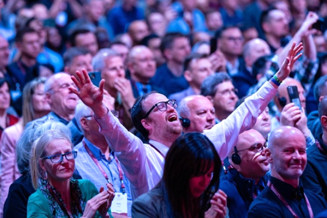 葛培理佈道團在柏林舉行「歐洲福音大會」 鼓勵基督徒勇敢傳揚福音