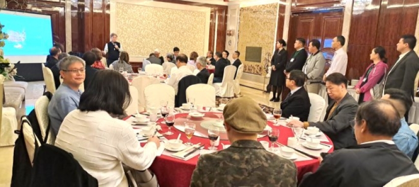 新生协会与吸毒者同行 戒毒妈妈：大家爱我，我要留在这里！ 