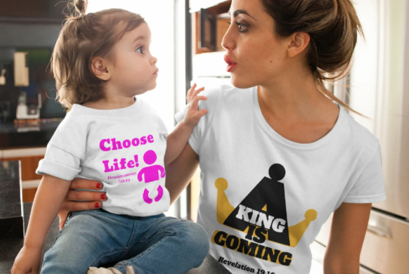 服裝公司疫下經文口罩 盼平安信息「人傳人」 