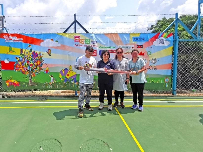 南丫岛现百花树壁画 逾百人与巴拿巴学员绘出自信