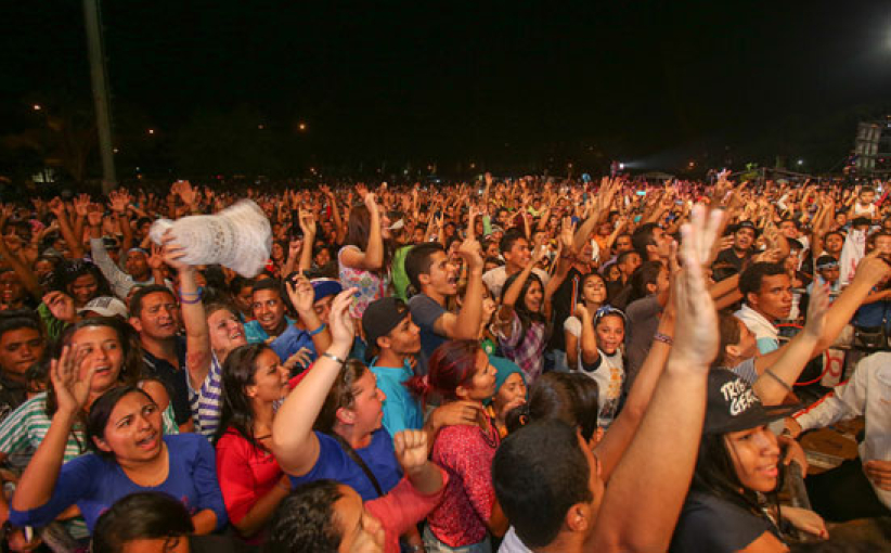 包樂拉美佈道四千青年歸主 願追求聖潔