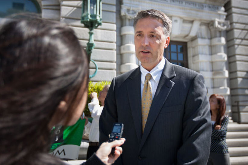 美司法部律師倒戈支持同性婚姻 引起全國性投訴