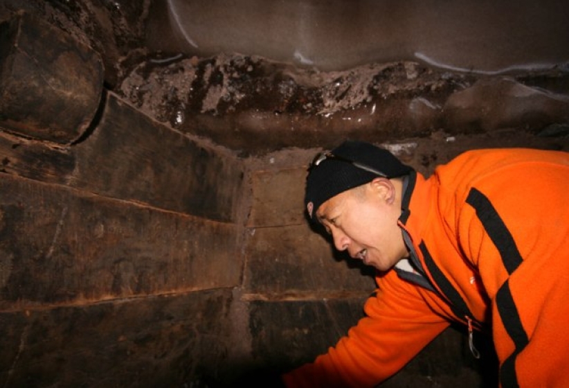 土耳其四千米高冰川掘出古木船 疑是挪亞方舟遺骸
