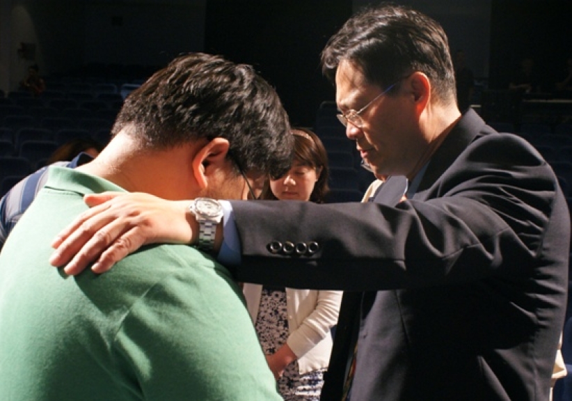 黄圣忠牧师讲启示录 末世教会如何领受预言