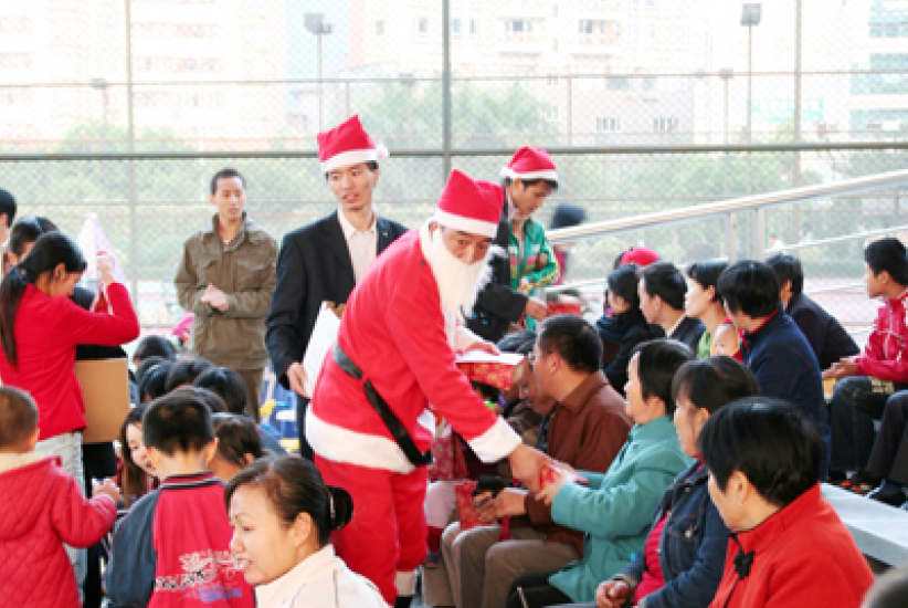 深圳教會公開場合舉辦大型聖誕慶典