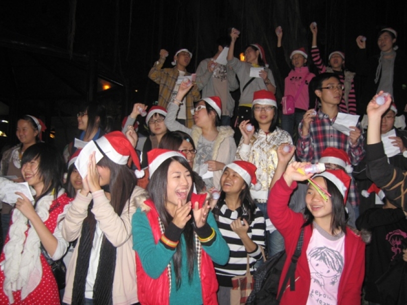 平安夜 圣诞颂声处处闻