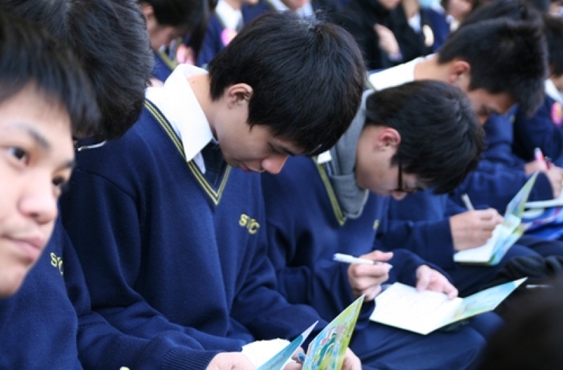 葛布青年福音盛会爆场 数千学生作永生抉择