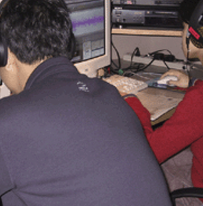  香港遠東廣播公司2004年第四季「錄音室開放日」