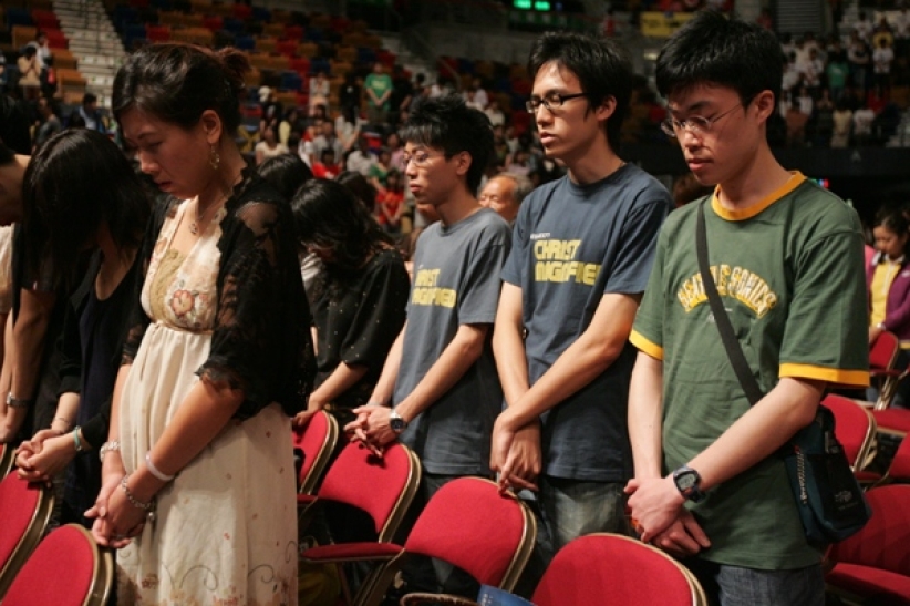 唐崇荣「耶稣是谁」布道旋风抵港