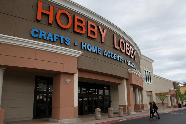 聖誕前夕美大型連鎖店免費派發50萬本護教書《重審聖誕》 