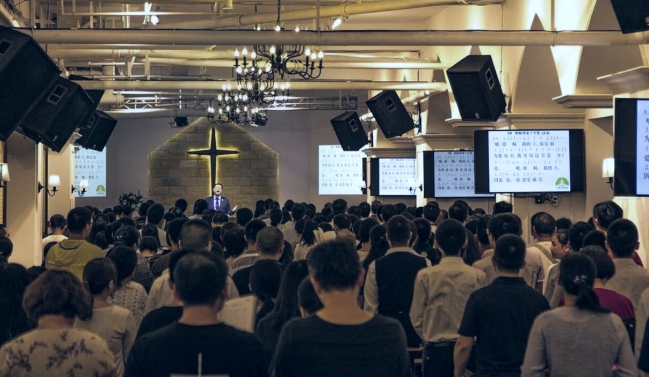 成都秋雨教會多名教會領袖遭警同日上門拘捕