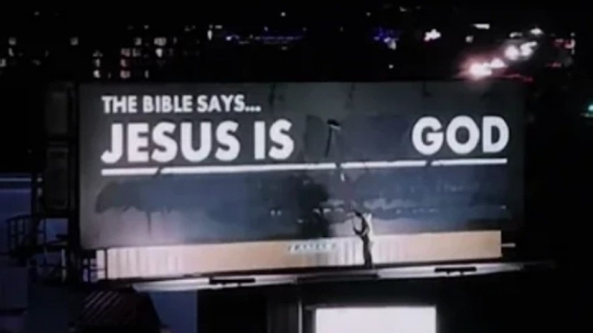 洛杉磯廣告牌被改寫為「耶穌是神」