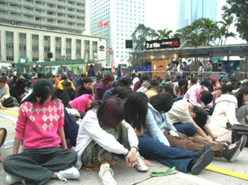 香港青年學生愛神愛港 認罪祈禱