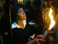 別斯蘭生還兒童前往以色列進行治癒心靈的旅程