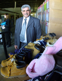 7000雙給孤兒的童鞋從美國送到伊拉克