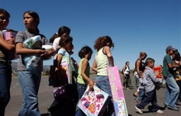 洪都拉斯(Honduran)基督徒慶祝「三王紀念日」