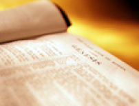 05年首3個月7個方言的新約聖經奉獻禮舉行