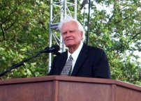 葛培理紐約佈道會最後一日：「天國近了，你們要悔改！」