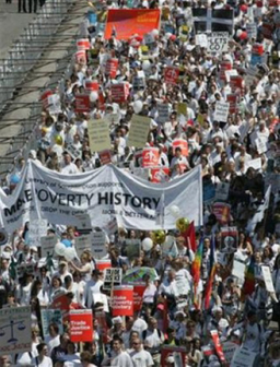 廿萬人示威者抵愛丁堡參加大型反貧窮遊行 • 教宗熱切希望全球貧困終有一天成為歷史