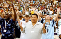 美國最大的家庭聚會MegaFest2005上周圓滿閉幕