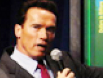 阿諾舒華辛力加宣佈將否決加州同性婚姻法案