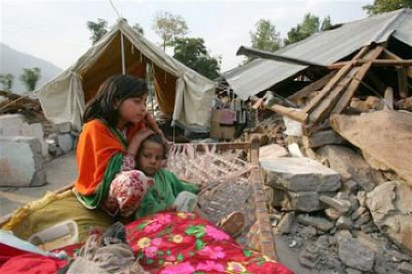 聯合國提高捐款目標,再度呼籲各國爭分奪秒搶救南亞地震災民