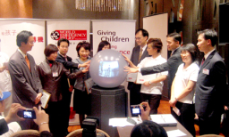 世界緊急援助「11‧11」助貧日啟動禮昨舉行