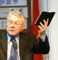 與布殊一同在北京做禮拜 包樂結束在華旅程