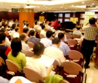 與香港教會同行二十年 「教新」以美善迎向2006