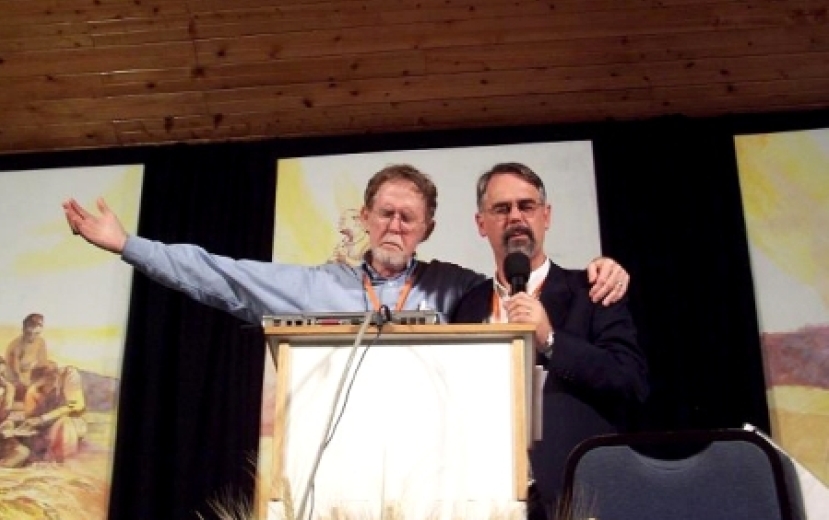 WEA宣教主任事奉20年光榮退任