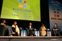 全球最大規模愛滋病會議召開