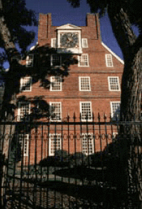 哈佛大學教委建議:宗教及倫理列為必修課