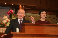 「我們是否肯尊主為聖？」戴紹曾牧師呼召華人接棒宣教