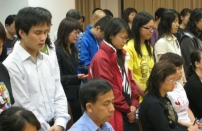 蒙召獻身為基層