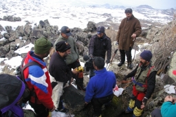 挪亞方舟不再是傳説？亞拉臘山探索方舟遺骸實錄