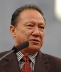 （消息更新）唐崇榮牧師奉獻50周年年底舉行