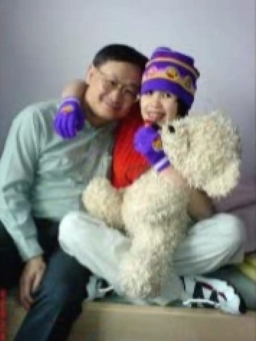 溫偉耀語寄愛女:妳是我生命中的小石塊