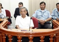 赤柬殺戮監獄惡魔在「殺人場」禱告懺悔