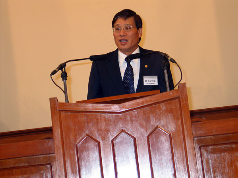 陸幸泉牧師：「神賜忍耐、愛心、智慧，使人能在災難中跨勝」